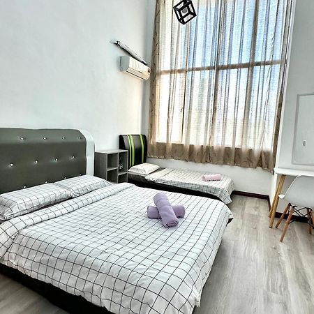 Springfield 3-Storey Cheerful Townhouse #Yoyo Homestay SDK Εξωτερικό φωτογραφία