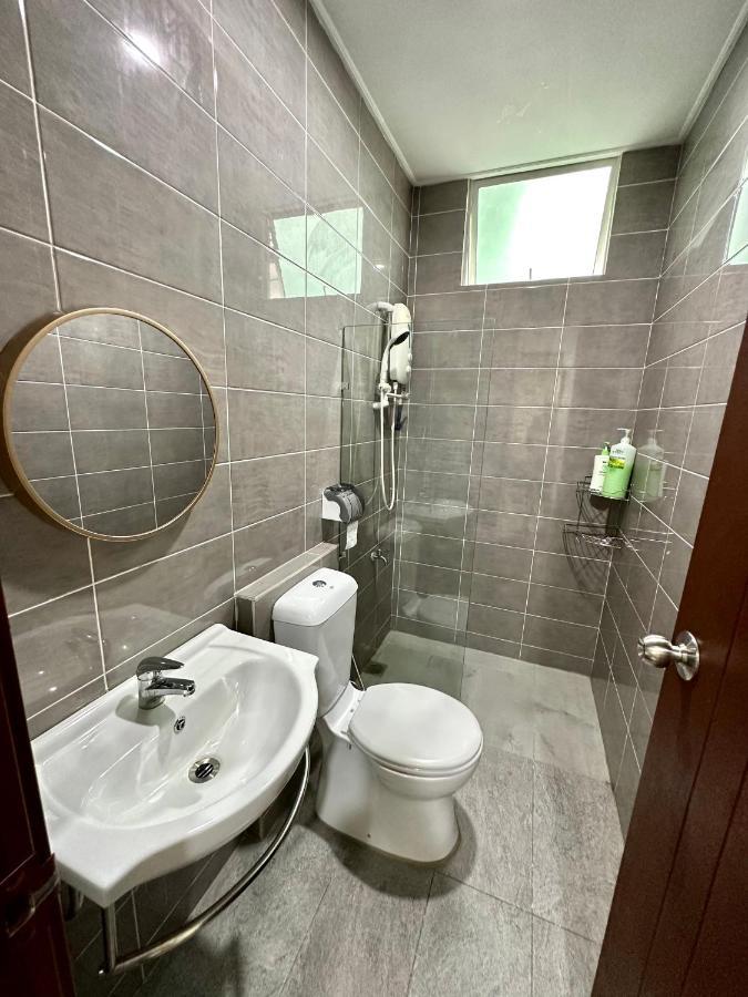 Springfield 3-Storey Cheerful Townhouse #Yoyo Homestay SDK Εξωτερικό φωτογραφία